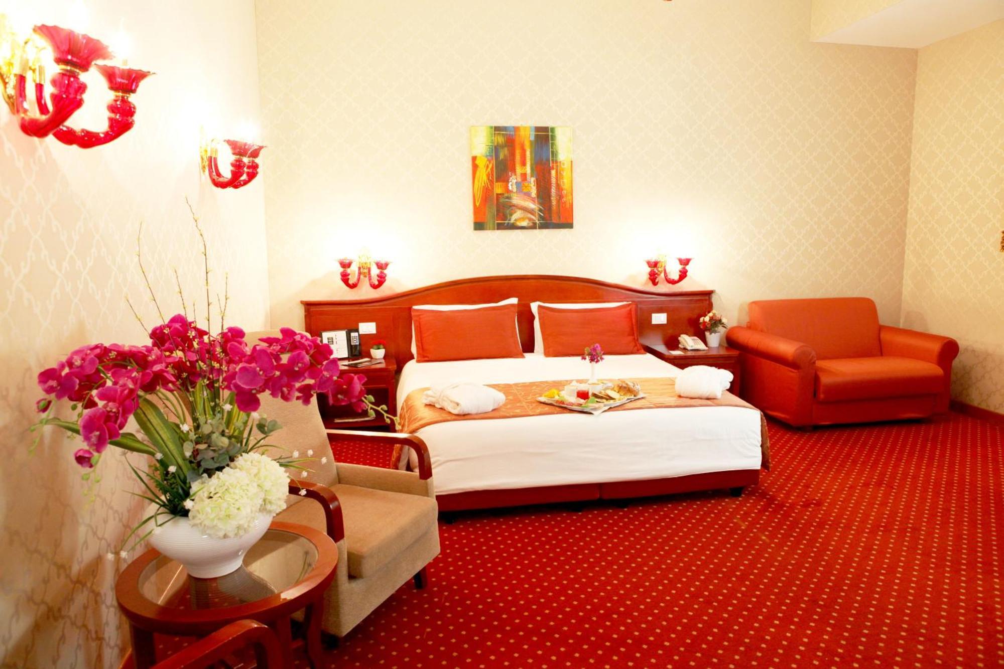 Augusta Lucilla Palace Roma Habitación foto